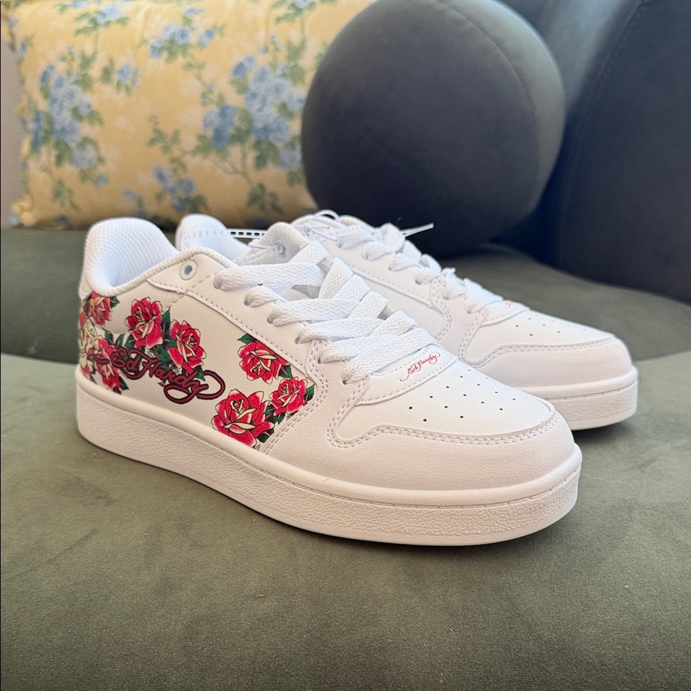 NWT Ed Hardy White Women's Sneakers Size 8